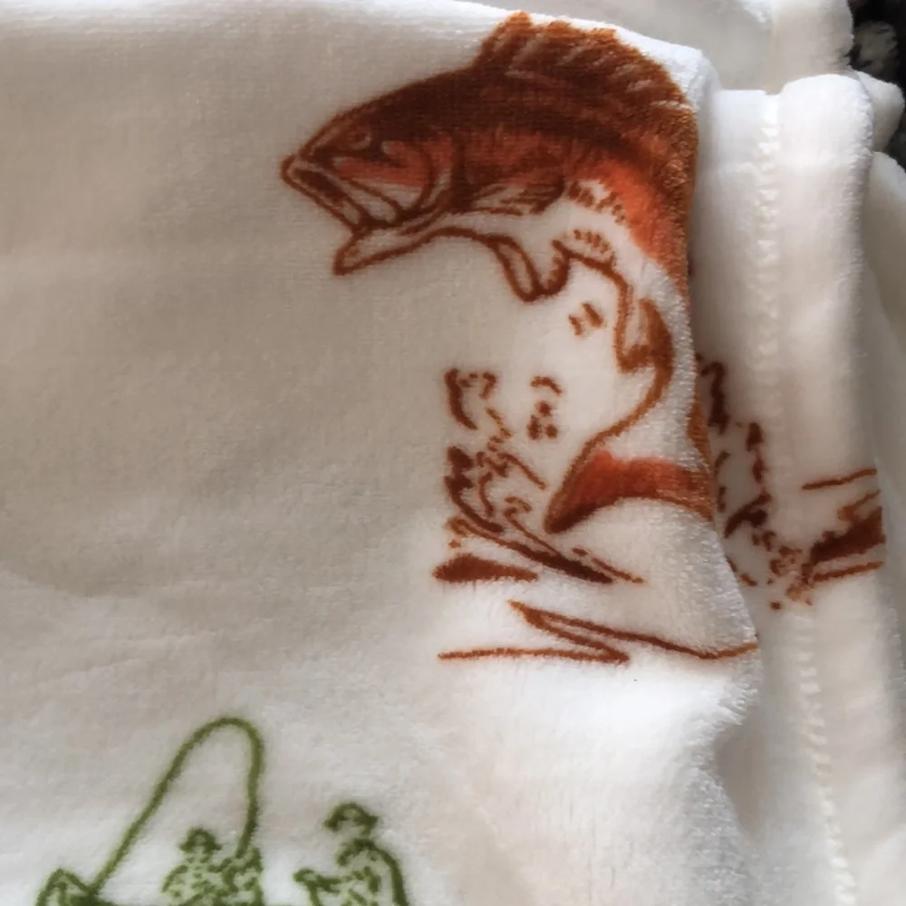 Eddie Bauer Multicolor Nature FISHING Print Plush Throw